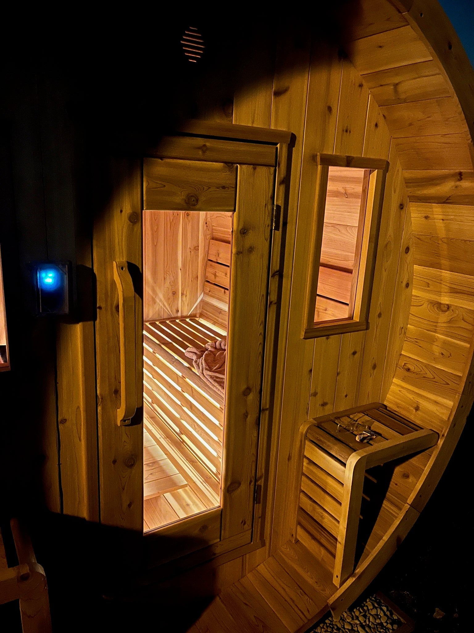 Finnish Sauna Builders Outdoor Barrel Sauna